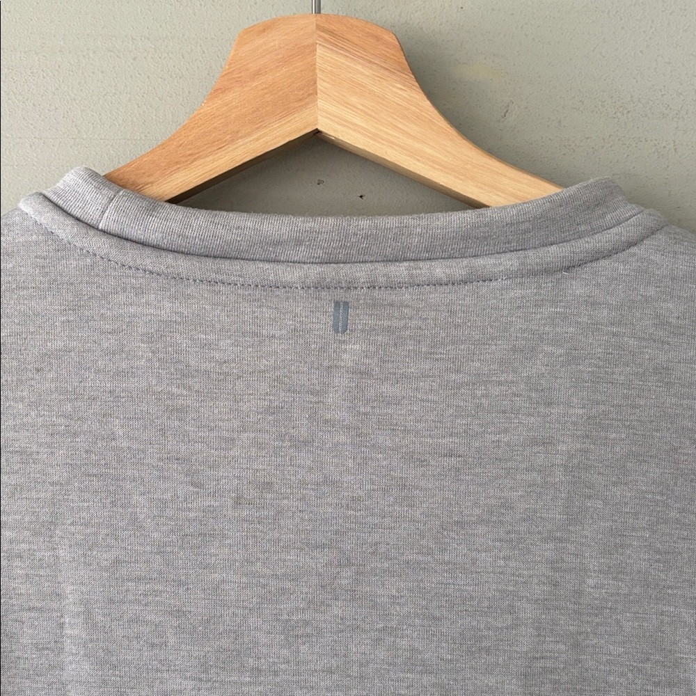 NOBULL Grey Logo Crewneck Sweatshirt — Size Medium - Picture 8 of 8